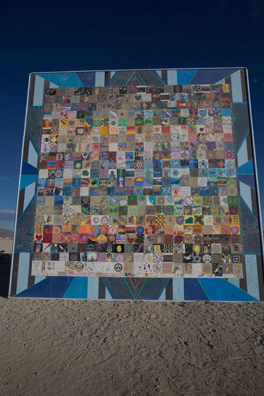 %_tempFileNameArtwork%20on%20Playa%20Cube%2001%