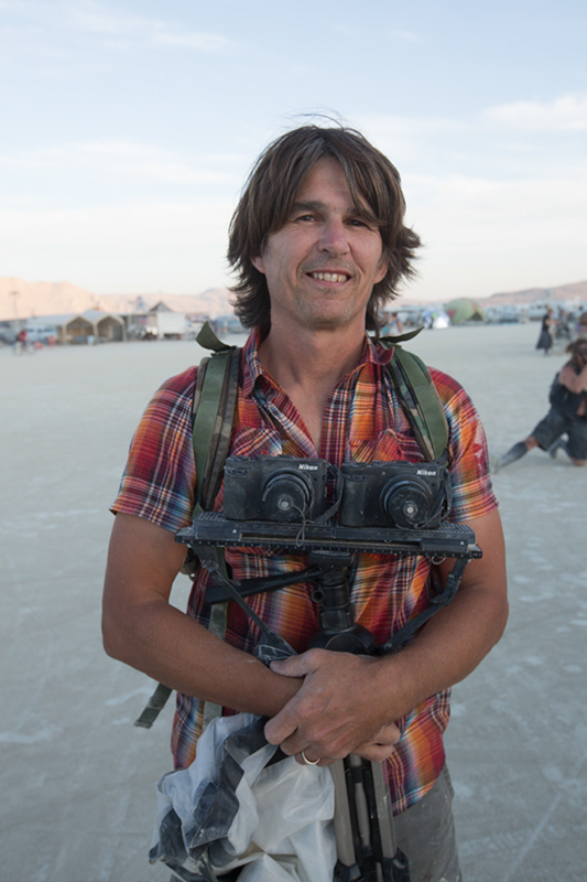 %_tempFileNameChris%20with%203D%20camera%2001%