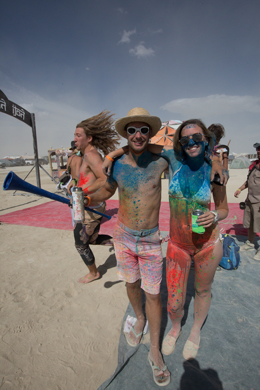 %_tempFileNameColorful%20people%20at%20Holi%20High%2017%