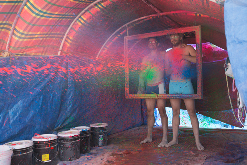 %_tempFileNamePeople%20get%20splattered%20at%20Holi%20High%2001%