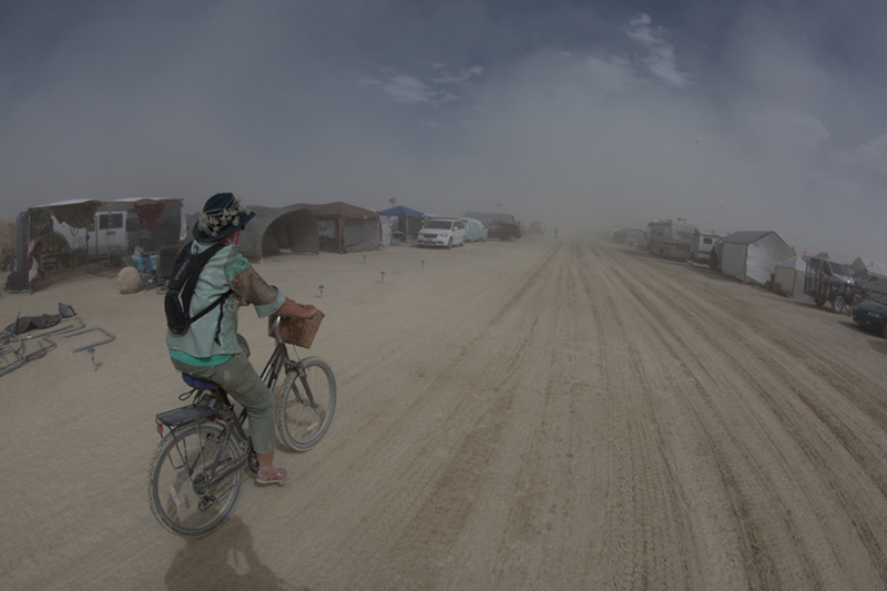 %_tempFileNameRiding%20into%20a%20dust%20storm%2006%