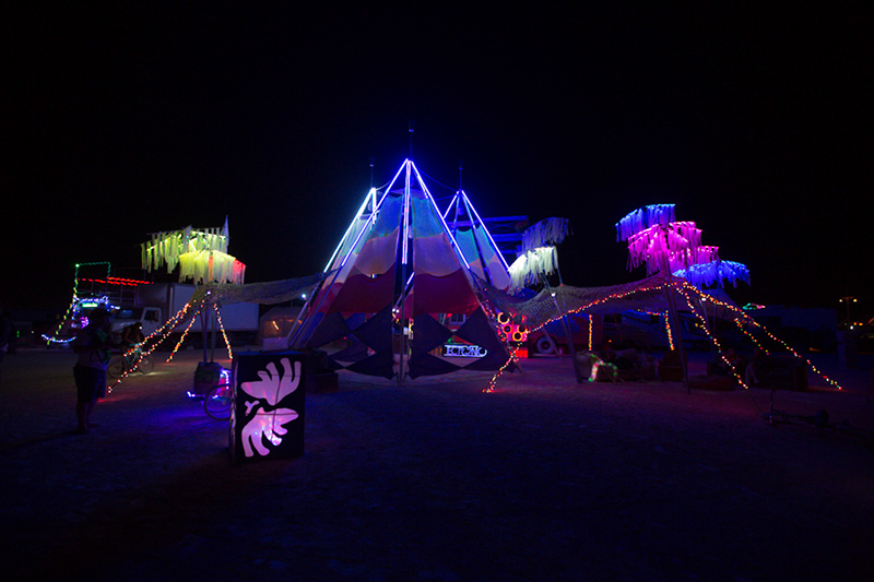 %_tempFileNameThursday%20night%20on%20the%20Esplanade%20030%