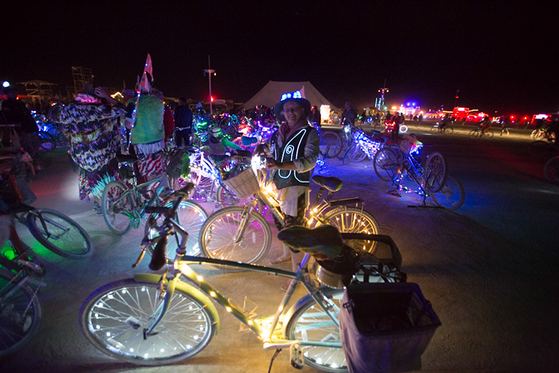 %_tempFileNameThursday%20night%20on%20the%20Esplanade%20103%