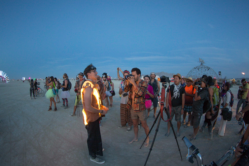 %_tempFileNameTrey%20Ratcliff%20with%20group%20in%20dark%2002%