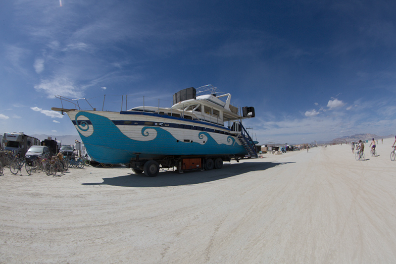 %_tempFileNameYacht%20art%20car%2005%